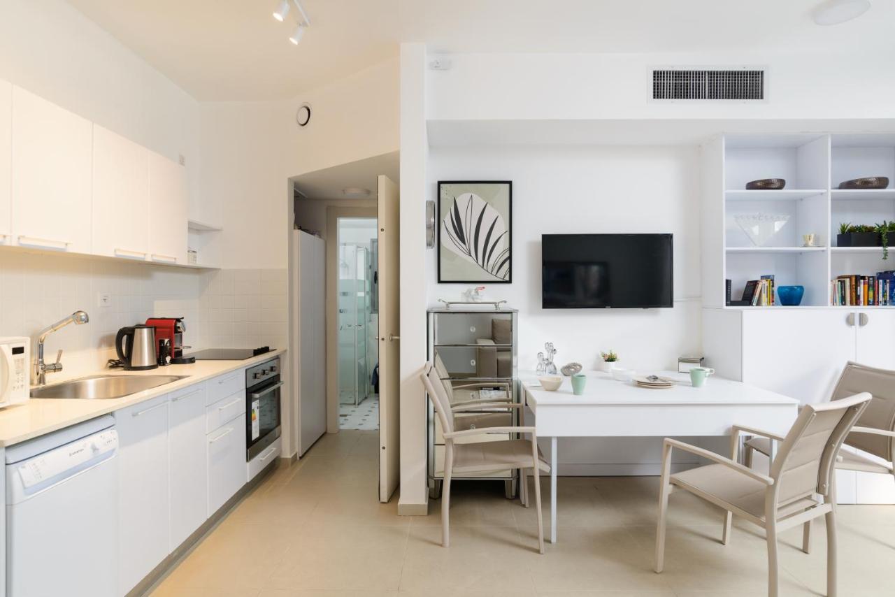 תל אביב Quiet Hideaway & Terrace Near Beach By Feelhome מראה חיצוני תמונה